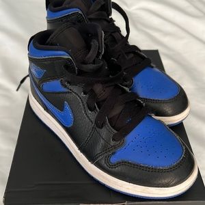 Jordan 1 Mid